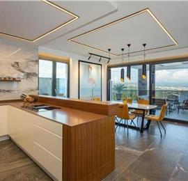 3 bedroom villa with infinity pool in Opatija, sleeps 6